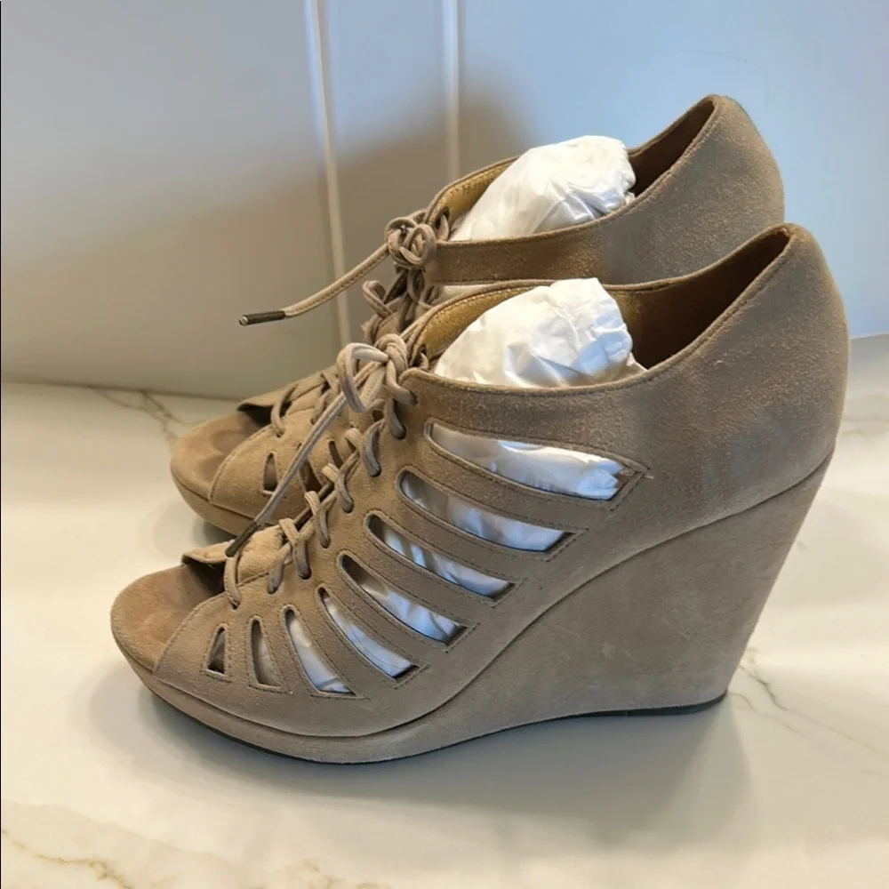 Johnston & Murphy elegant taupe